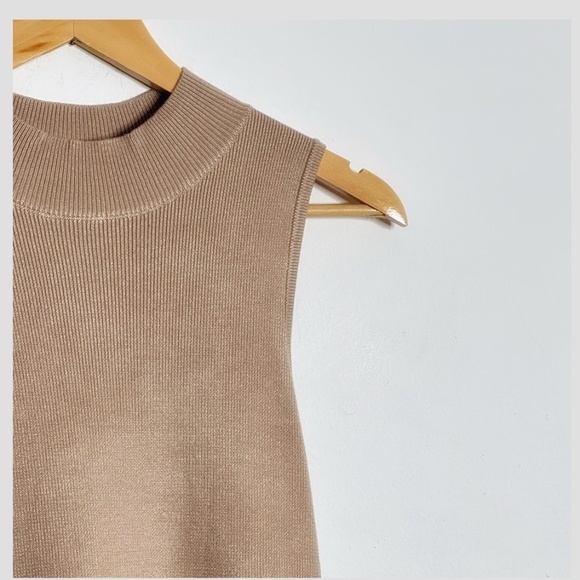 Skies Are Blue Carmine Print Mixed Media Pleated Midi Dress Mock Neck Sleeveless - Picture 6 of 16